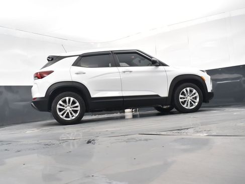 Certified 2023 Chevrolet TrailBlazer LS image 28