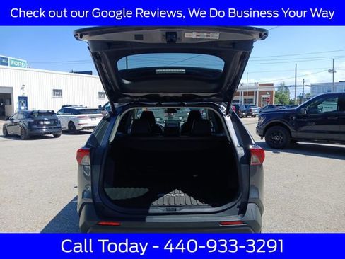 Used 2022 Toyota RAV4 XLE Premium AWD/4WD image 38
