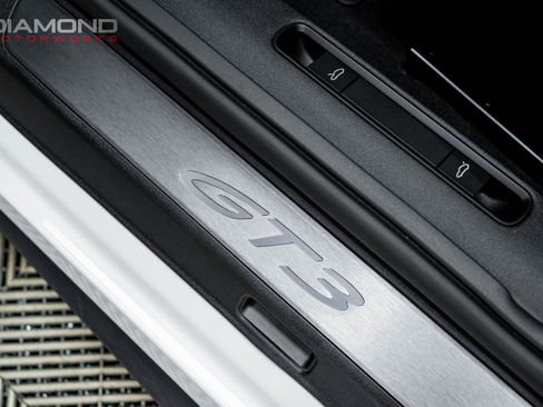 Used 2022 Porsche 911 GT3 RWD image 86