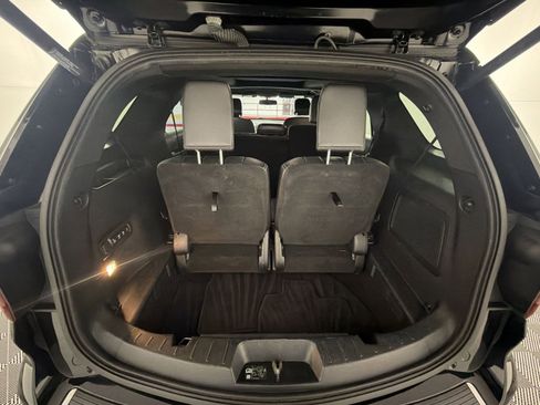Used 2018 Ford Explorer Limited image 27