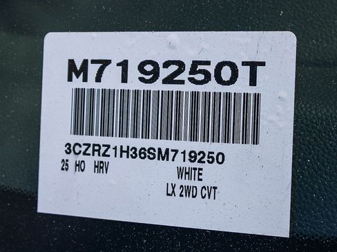 Used 2025 Honda HR-V LX image 28