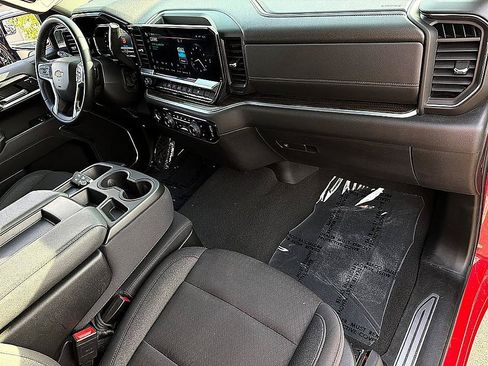 Used 2024 Chevrolet Silverado 1500 LT AWD/4WD image 21