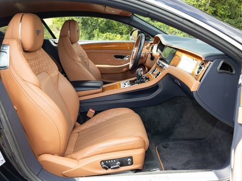 Used 2020 Bentley Continental GT AWD/4WD image 65