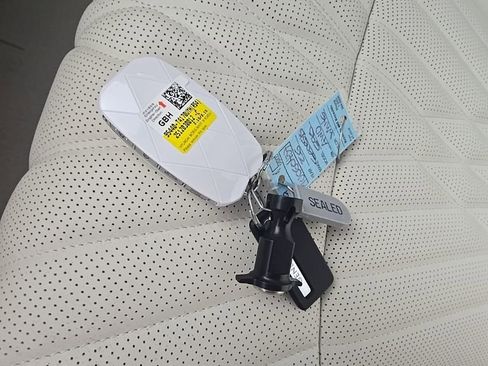 New 2026 Genesis G90 3.5T image 36