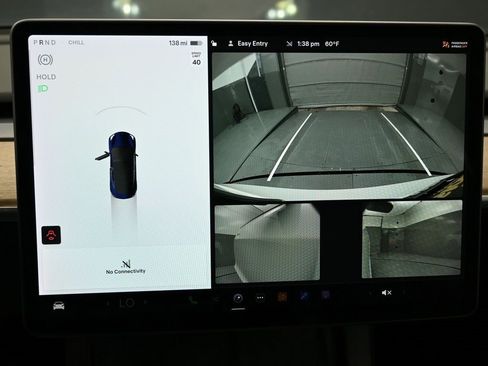 Used 2021 Tesla Model 3 Standard Range Plus image 22