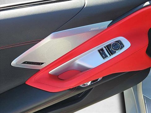 Used 2022 Chevrolet Corvette Stingray Preferred Cpe w/ Z51 Performance Package RWD image 11