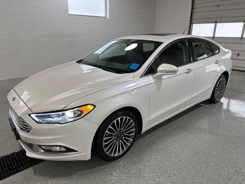 Used 2017 Ford Fusion SE w/ Fusion SE Technology Package AWD/4WD image 1