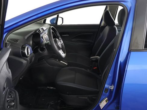 Used 2023 Nissan Versa SV image 21