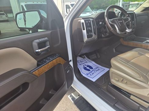 Used 2018 GMC Sierra 1500 SLT AWD/4WD image 6
