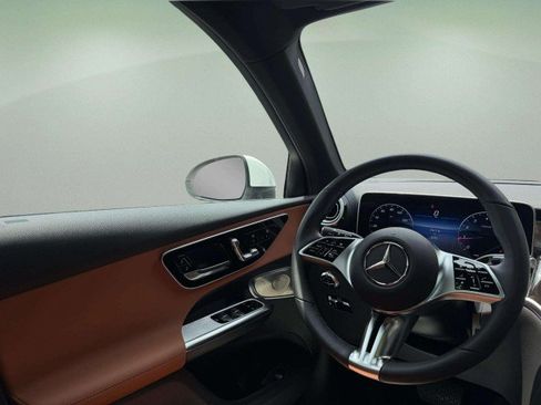 Certified 2026 Mercedes-Benz GLC 300 4MATIC image 12