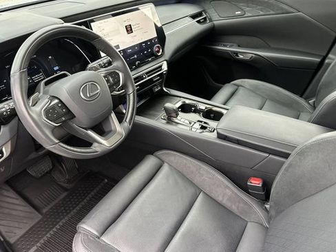 Used 2025 Lexus RX 350 w/ Convenience Package AWD/4WD image 11