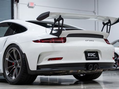 Used 2016 Porsche 911 GT3 RS RWD image 14