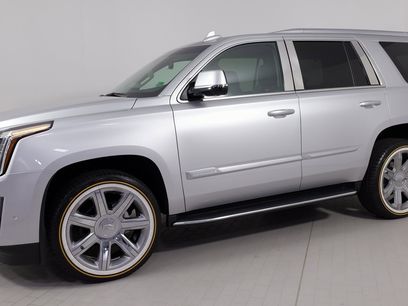 Used 2019 Cadillac Escalade Luxury