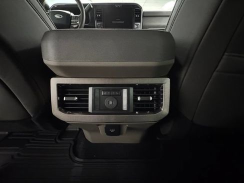 New 2026 Ford F350 Platinum w/ Platinum Plus Package AWD/4WD image 13