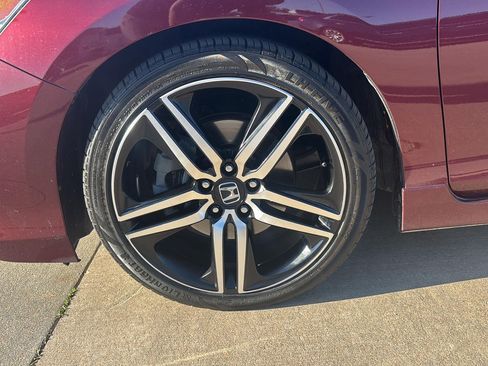 Used 2016 Honda Accord Sport image 30