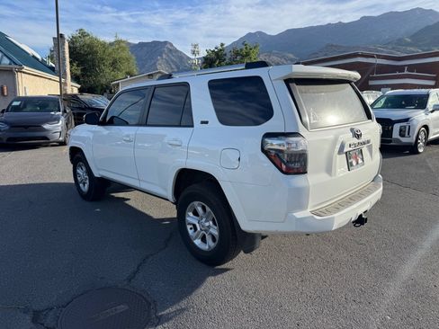 Used 2023 Toyota 4Runner SR5 Premium w/ Moonroof Package AWD/4WD image 3
