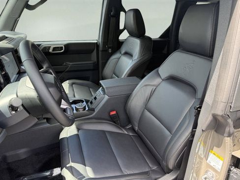 New 2026 Ford Bronco Badlands AWD/4WD image 9