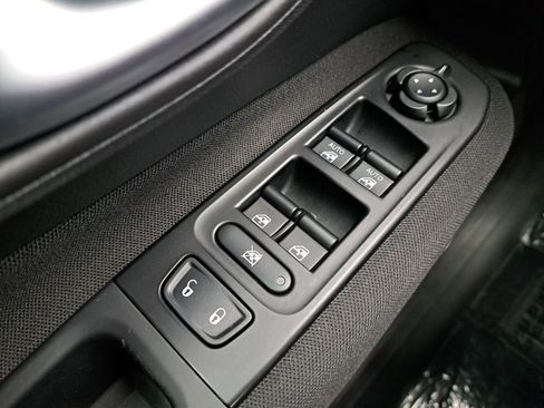 Used 2021 Jeep Renegade Latitude image 26