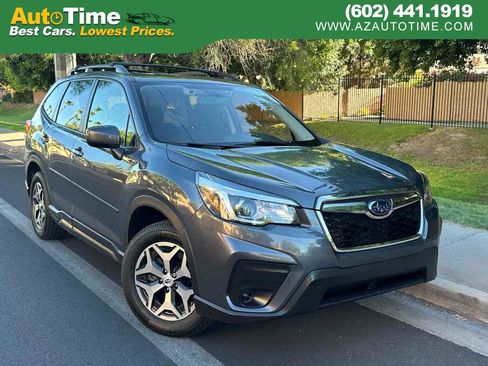 Used 2020 Subaru Forester Premium AWD/4WD image 1