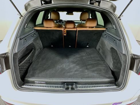 Used 2019 Mercedes-Benz GLC 350e 4MATIC image 27