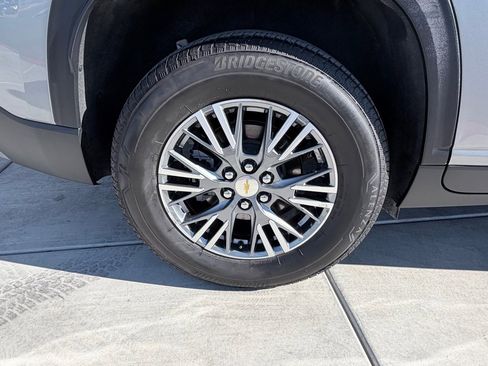 Used 2025 Chevrolet Equinox LT image 27