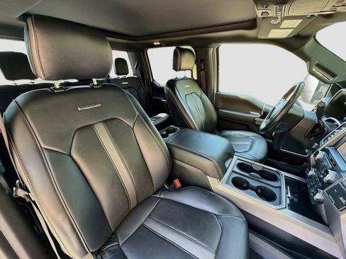 Used 2021 Ford F350 Platinum w/ Tremor Off-Road Package AWD/4WD image 31