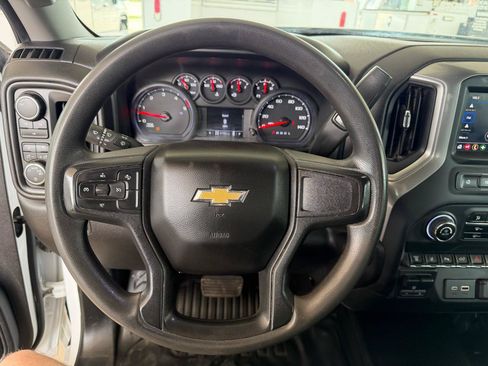 Used 2024 Chevrolet Silverado 2500 W/T w/ WT Convenience Package AWD/4WD image 27