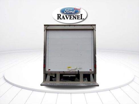 Used 2023 Ford E-350 and Econoline 350 Super Duty w/ Power Windows & Locks Group image 5