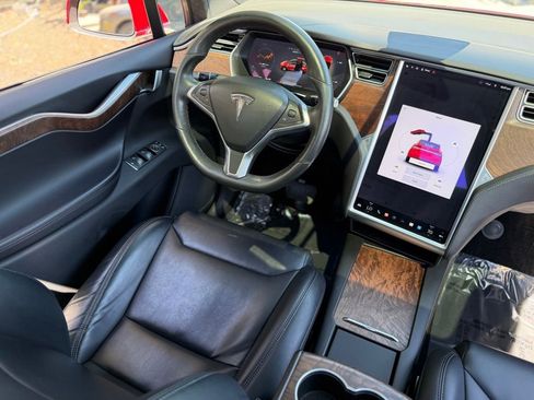 Used 2017 Tesla Model X 100D image 43