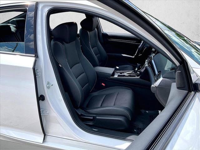 Used 2021 Honda Accord Sport image 9