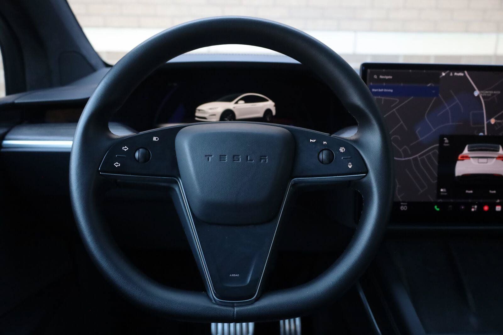Used 2023 Tesla Model X AWD/4WD image 36