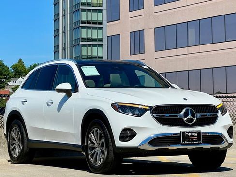 Certified 2023 Mercedes-Benz GLC 300 4MATIC image 1