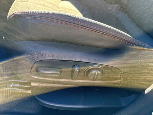 Used 2022 Chevrolet Equinox RS image 15