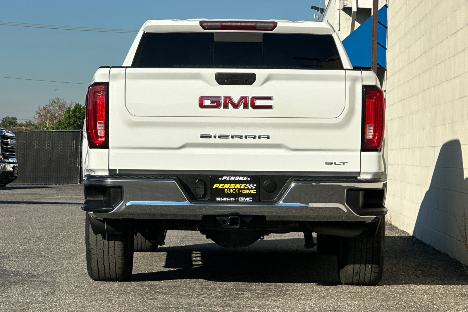 Certified 2021 GMC Sierra 1500 SLT w/ SLT Premium Package RWD image 5