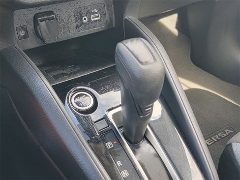 Used 2023 Nissan Versa SV image 28