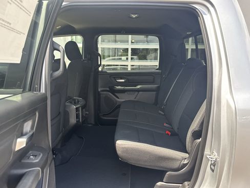 New 2026 RAM 1500 Express AWD/4WD image 11