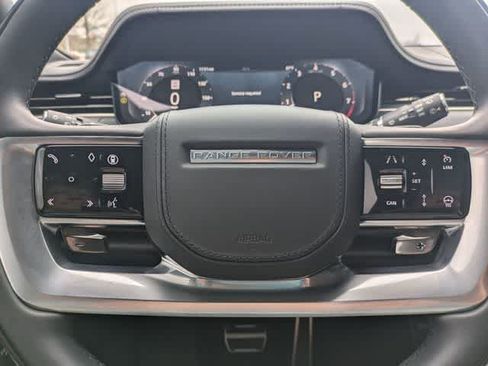Used 2025 Land Rover Range Rover SE AWD/4WD image 21