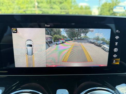 Used 2020 Mercedes-Benz GLB 250 4MATIC image 23