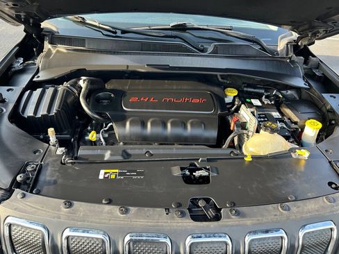 Certified 2022 Jeep Compass Latitude AWD/4WD image 29