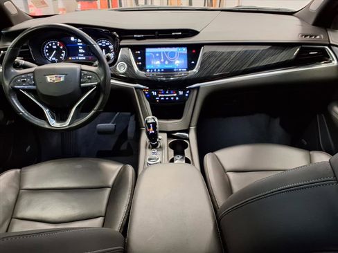 Certified 2023 Cadillac XT6 Premium Luxury w/ Technology Package image 16