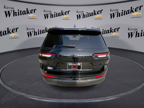 Used 2025 Jeep Grand Cherokee L Limited w/ Black Appearance Package image 7