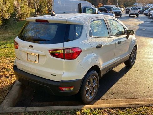 Used 2020 Ford EcoSport S image 31