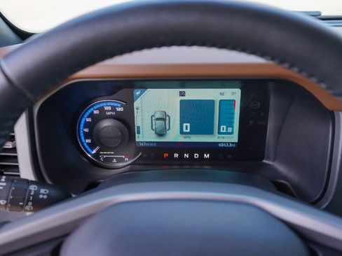 Used 2024 Ford Bronco Outer Banks image 13