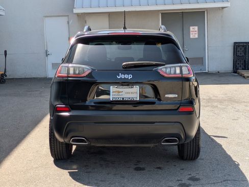 Used 2022 Jeep Cherokee Latitude Lux w/ Sun & Sound Group FWD image 6