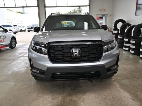 Used 2022 Honda Passport Elite image 2