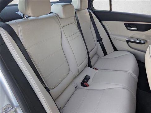 Used 2024 Mercedes-Benz C 300 4MATIC Sedan image 22