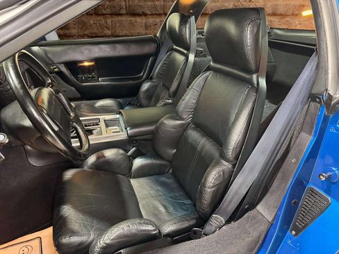 Used 1991 Chevrolet Corvette Coupe RWD image 5