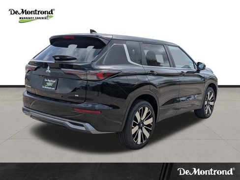 New 2026 Mitsubishi Outlander SE FWD image 5
