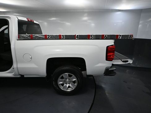 Used 2019 Chevrolet Silverado 1500 LT image 40