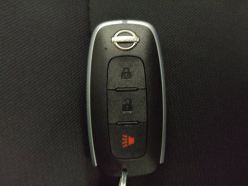 Used 2023 Nissan Kicks S image 32